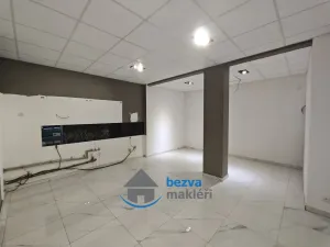 Pronájem obchodního prostoru, Pardubice, Jana Palacha, 100 m2