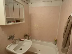 Prodej bytu 1+1, Praha - Černý Most, Ronešova, 35 m2