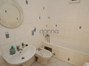 Pronájem bytu 3+1, Praha, Francouzská, 100 m2