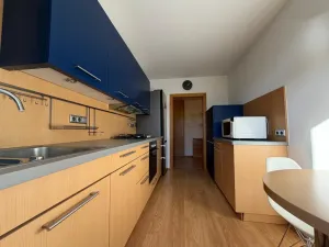 Pronájem bytu 2+kk, Praha, 28. pluku, 58 m2
