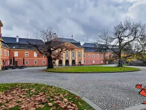 Pronájem restaurace, Dobříš, náměstí Svobody, 419 m2