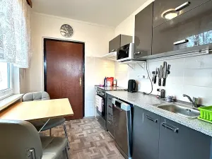 Pronájem bytu 3+kk, Praha, Sedlčanská, 69 m2