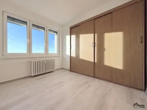 Prodej bytu 3+1, Ostrava, Výškovická, 59 m2