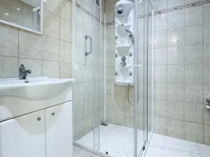 Prodej bytu 3+1, Ostrava, Výškovická, 59 m2