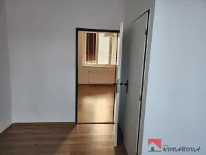 Pronájem bytu 2+kk, Brandýsek, Slánská, 40 m2