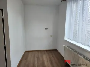 Pronájem bytu 2+kk, Brandýsek, Slánská, 40 m2
