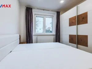 Pronájem bytu 2+1, Praha - Podolí, Nad Ondřejovem, 42 m2