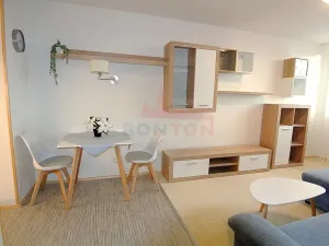 Pronájem bytu 2+kk, Praha - Háje, Janouchova, 43 m2