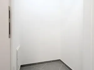 Pronájem bytu 2+kk, Praha - Prosek, Čakovická, 55 m2