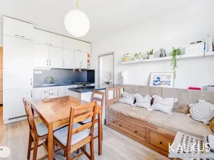 Prodej bytu 3+kk, Hradec Králové, Durychova, 59 m2