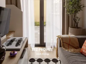 Pronájem bytu 1+kk, Praha - Hloubětín, Poděbradská, 38 m2