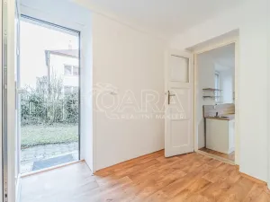 Pronájem bytu 2+kk, Beroun - Beroun-Město, Na Vinici, 45 m2