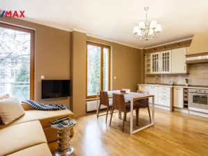 Prodej bytu 2+kk, Karlovy Vary, Libušina, 51 m2