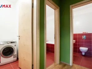 Prodej bytu 2+kk, Karlovy Vary, Libušina, 51 m2