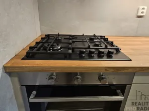 Pronájem bytu 2+kk, Praha - Vysočany, Prouzova, 50 m2