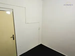 Pronájem kanceláře, Kralupy nad Vltavou, Nerudova, 44 m2