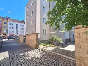 Pronájem bytu 3+kk, Praha - Strašnice, Černokostelecká, 71 m2