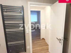 Pronájem rodinného domu, Zlín - Kostelec, Lešenská, 150 m2