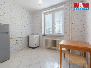 Prodej bytu 2+1, Karlovy Vary, K. Čapka, 55 m2