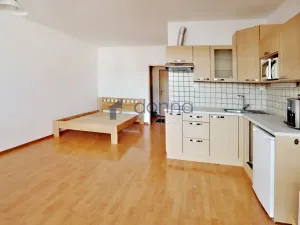 Prodej bytu 1+kk, Praha, Poděbradská, 36 m2