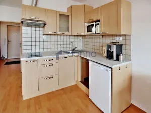Prodej bytu 1+kk, Praha, Poděbradská, 36 m2