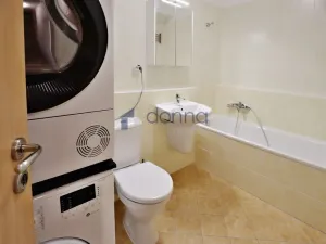 Prodej bytu 1+kk, Praha, Poděbradská, 36 m2