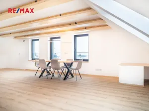 Prodej bytu 4+1, Černilov, 130 m2