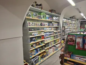 Pronájem obchodního prostoru, Kolín - Kolín I, 205 m2