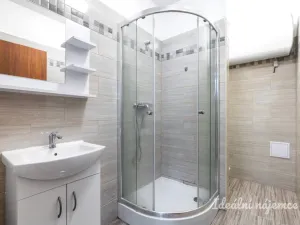 Pronájem bytu 1+1, Praha, Kukelská, 26 m2