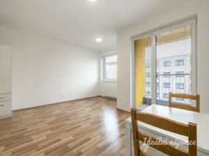 Pronájem bytu 1+kk, Praha - Uhříněves, Ke kříži, 33 m2