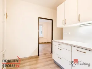 Pronájem bytu 2+1, Slavkov u Brna, Komenského náměstí, 53 m2