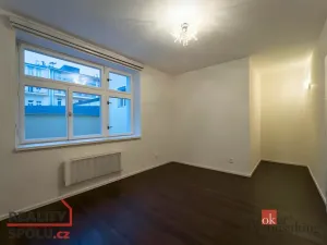 Pronájem bytu 2+kk, Praha - Žižkov, Roháčova, 56 m2