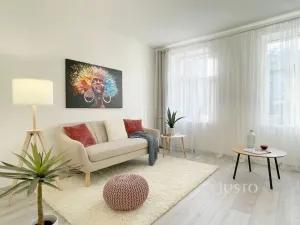 Prodej bytu 3+1, Praha, Žitavského, 77 m2