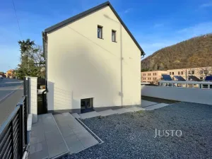 Prodej bytu 3+1, Praha, Žitavského, 77 m2