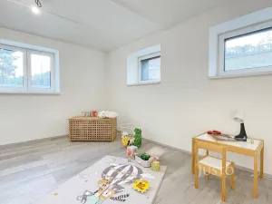 Prodej bytu 3+1, Praha, Žitavského, 66 m2