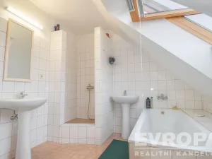 Prodej rodinného domu, Praha - Krč, Branická, 235 m2