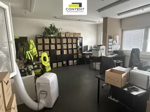 Pronájem výrobních prostor, Kněževes, Nad Kovárnou, 2333 m2