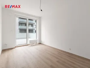 Prodej bytu 2+kk, Praha - Prosek, Čakovická, 43 m2