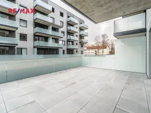 Prodej bytu 2+kk, Praha - Prosek, Čakovická, 43 m2