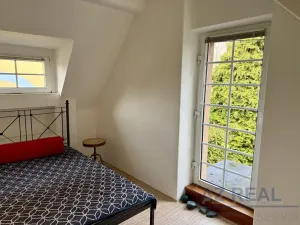 Pronájem vily, Liberec, Baltská, 247 m2