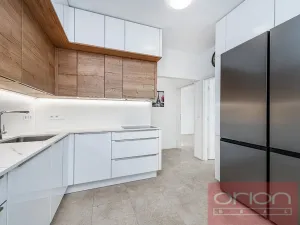 Prodej bytu 5+kk, Praha - Smíchov, Podbělohorská, 126 m2