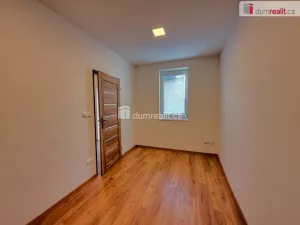 Pronájem bytu 2+1, Křešice, 52 m2