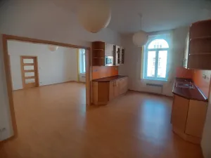 Pronájem bytu 3+1, Tábor, 9. května, 98 m2