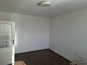 Pronájem bytu 2+kk, Nové Strašecí, Křivoklátská, 30 m2