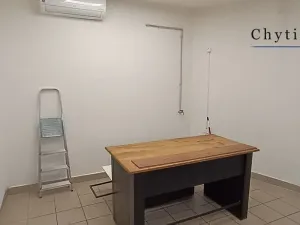 Pronájem obchodního prostoru, Přerov, tř. Gen. Janouška, 12 m2