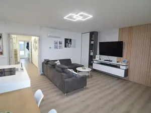 Prodej rodinného domu, Vestec, Vrbová, 153 m2