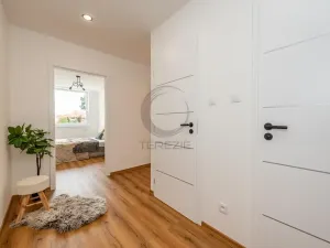 Prodej bytu 2+kk, Praha - Kobylisy, Čimická, 43 m2