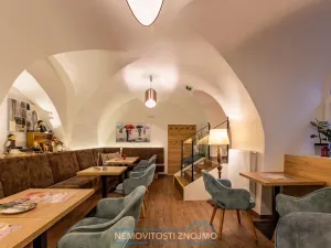 Prodej restaurace, Retz, Znaimerstraße, 200 m2