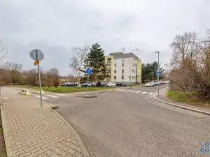 Pronájem bytu 2+kk, Praha - Kamýk, 51 m2