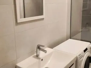 Pronájem bytu 1+1, Praha - Žižkov, Na mokřině, 30 m2